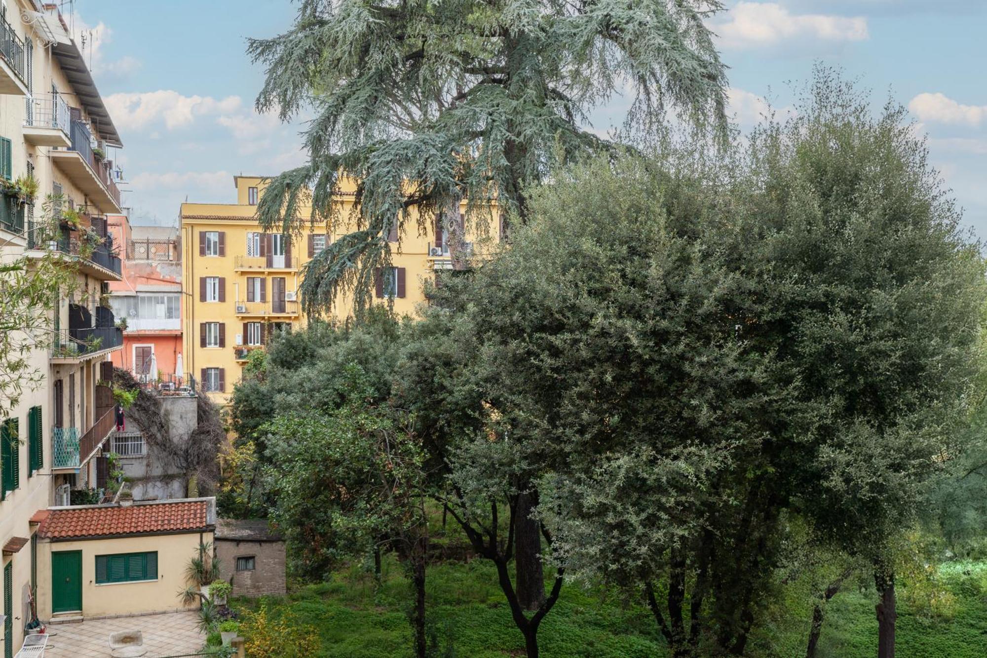 Hostly-the Porta Pia Suite-rome Centre With Charme